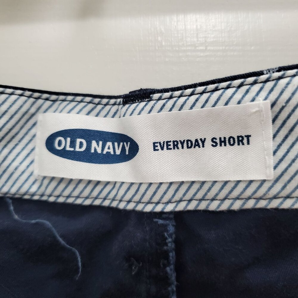 Old Navy Everyday Short Woman's‎ Navy Blue White Polka Dot Cotton Chino Plus 14 - Picture 4 of 8